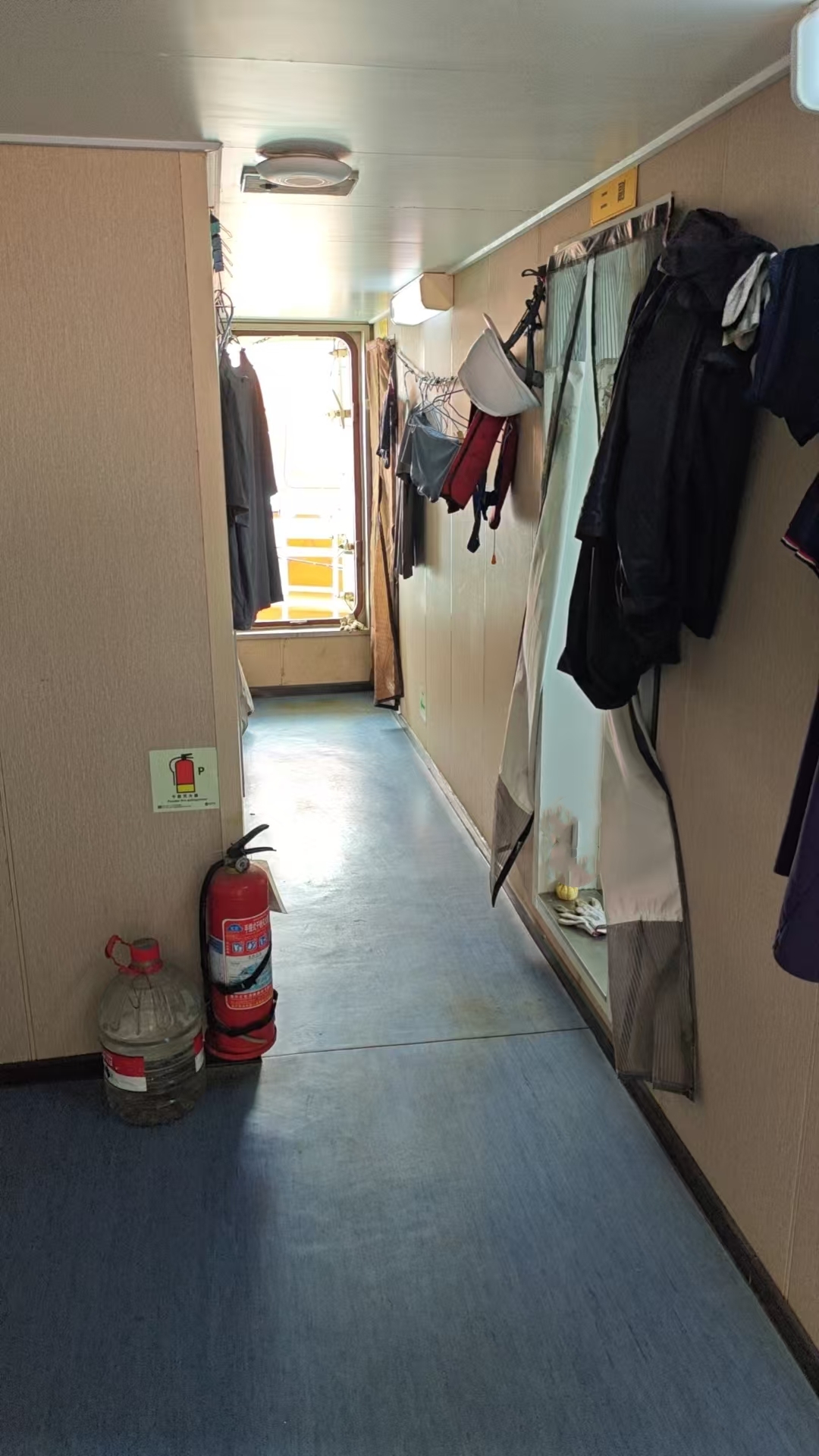 出售4482吨甲板货驳