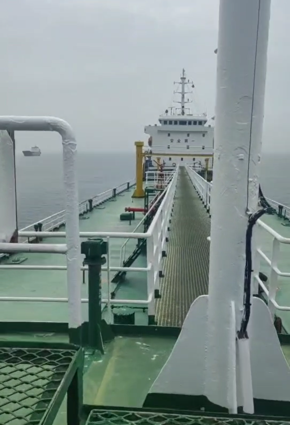 出售7800吨成品油船