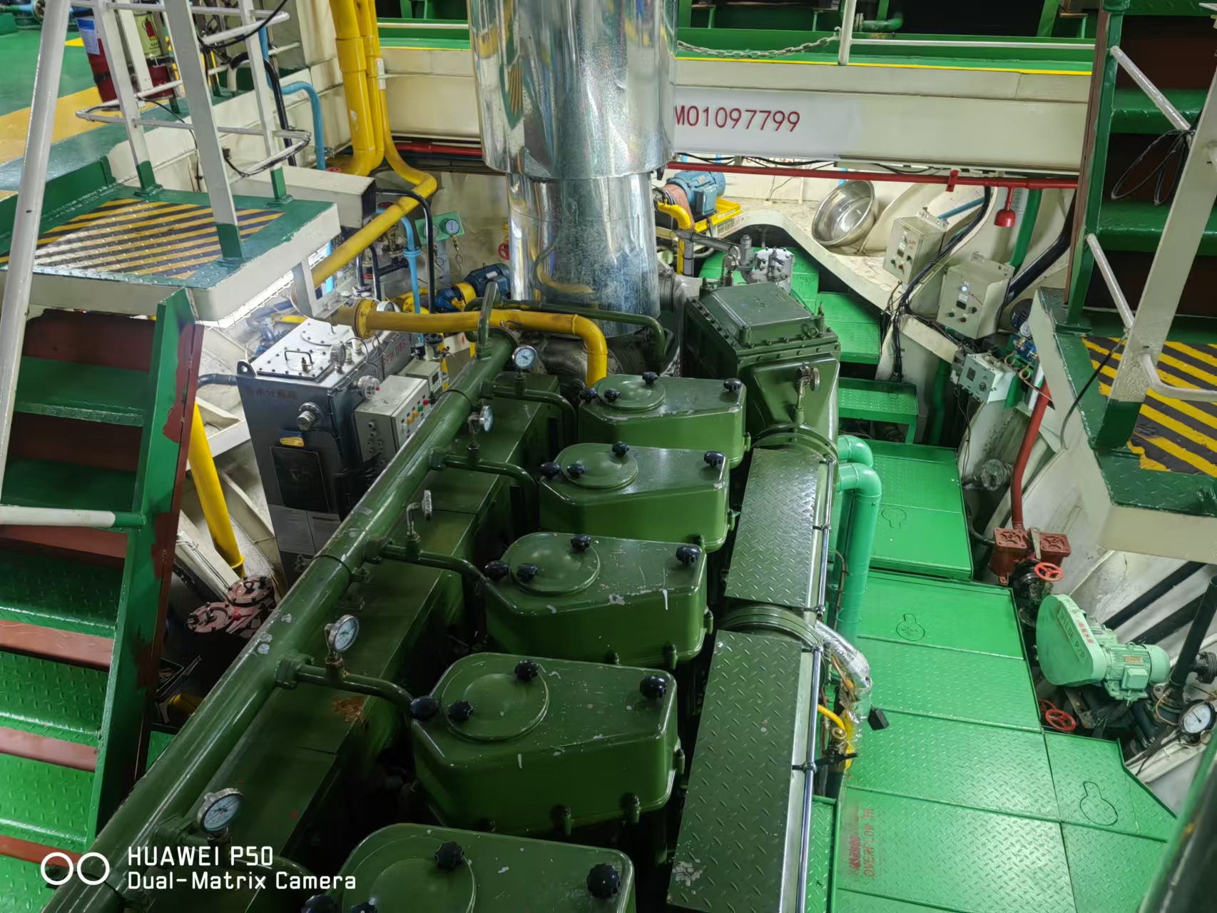 出售4460吨加油船