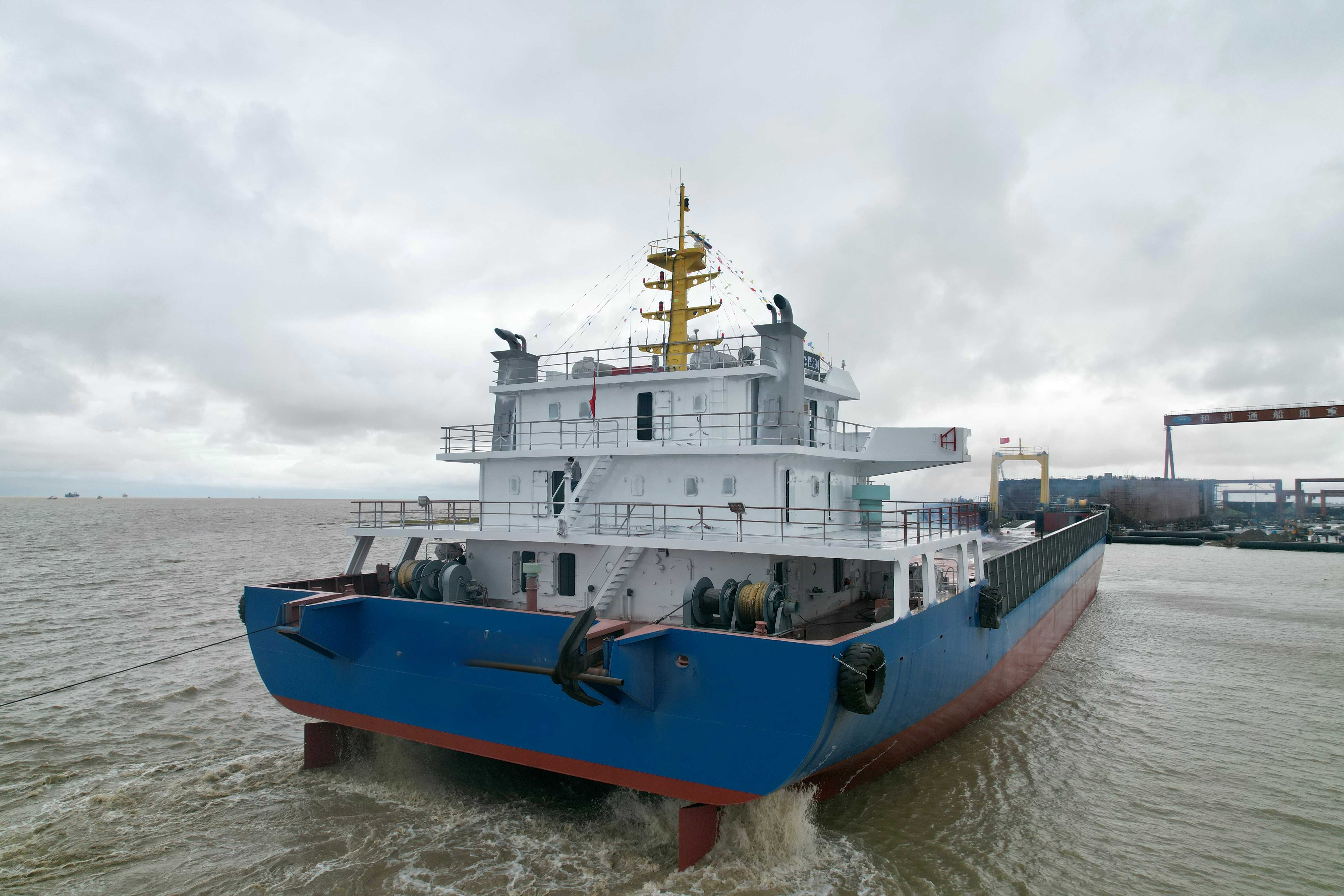 出售5150吨甲板货驳