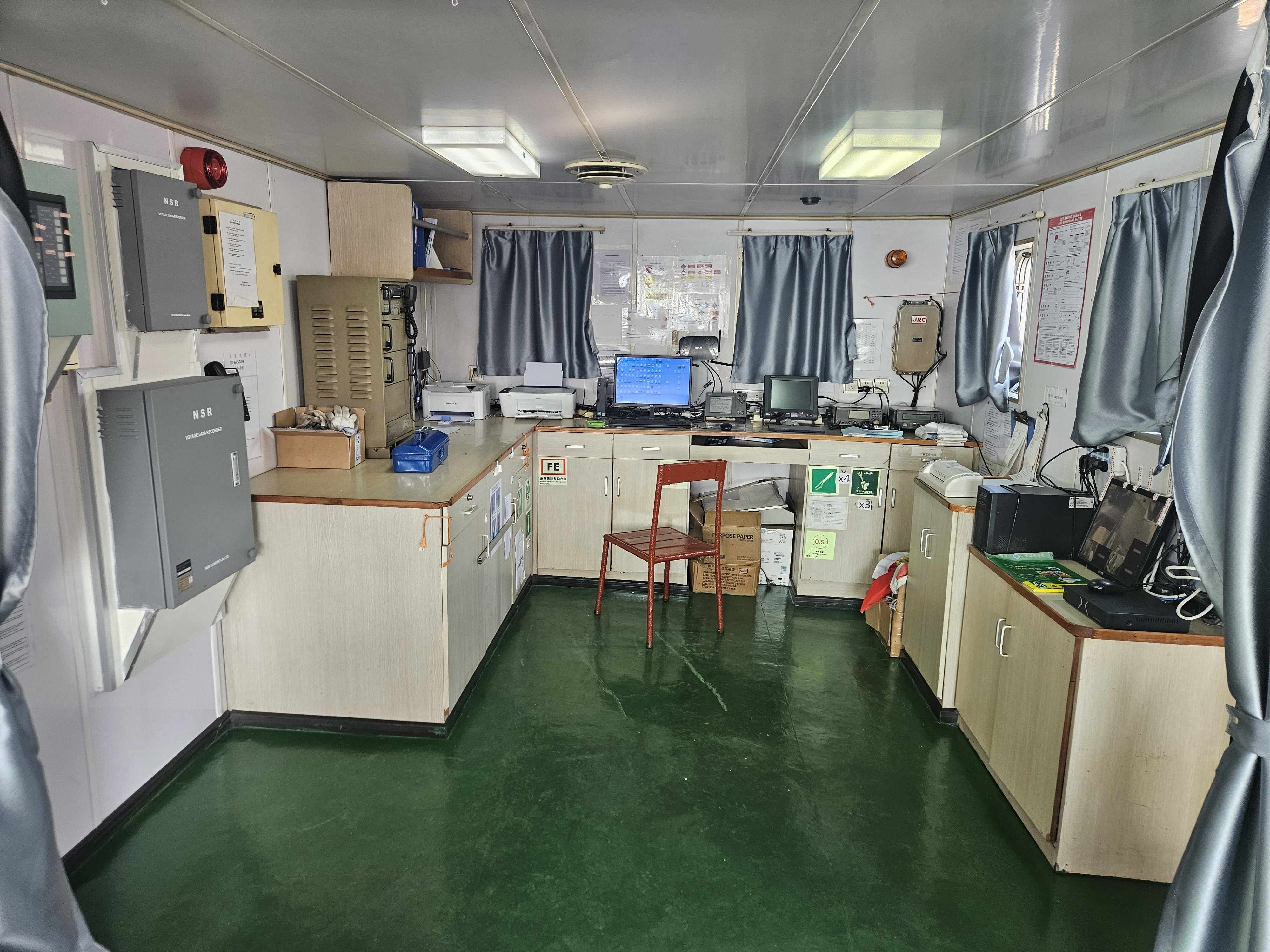 出售11065吨散货船