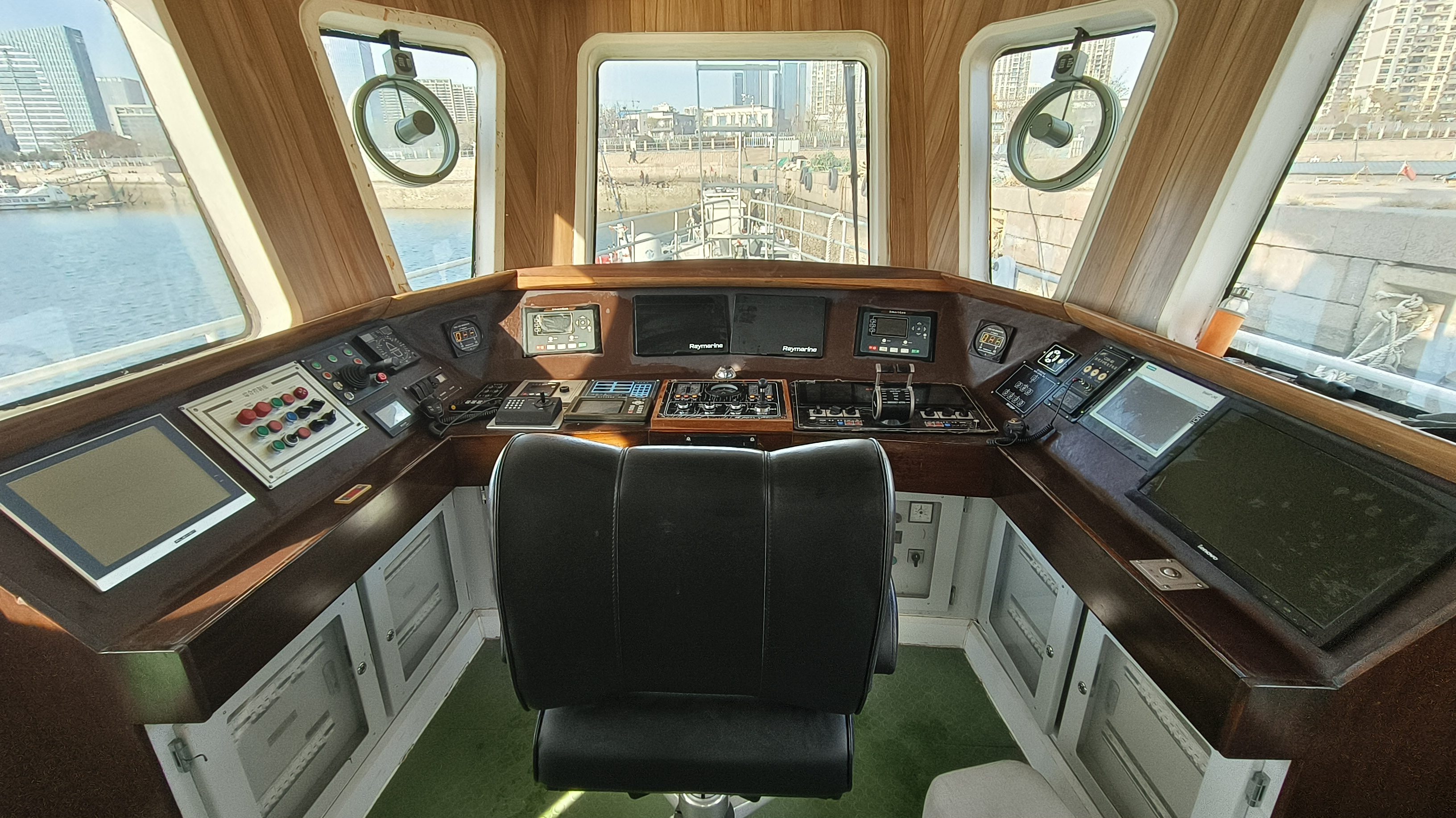 出售19.8米交通船