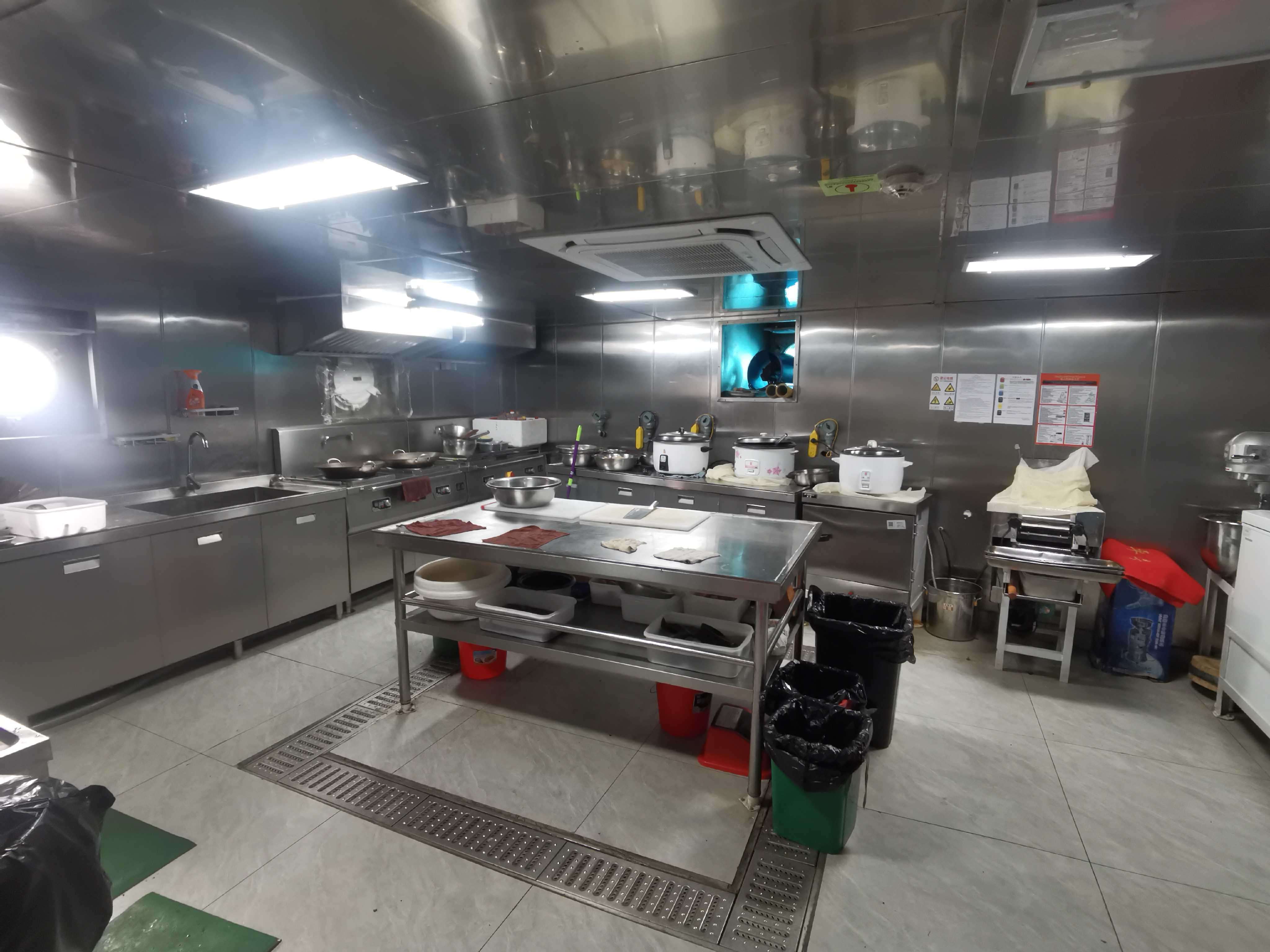 出售27242吨甲板货驳